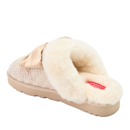 Daniella Karagach’s Women's Fireside Knit Shearling Scuff - US 1991
